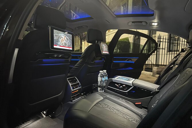 Central London to London Stansted Airport Transfer - Booking Policy