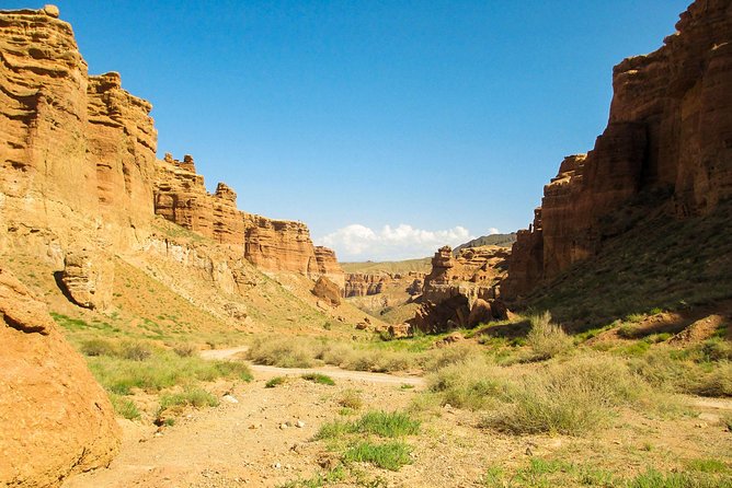 Charyn Canyon - a Place Where Time Stood Still... - Exploring the Valley of Castles