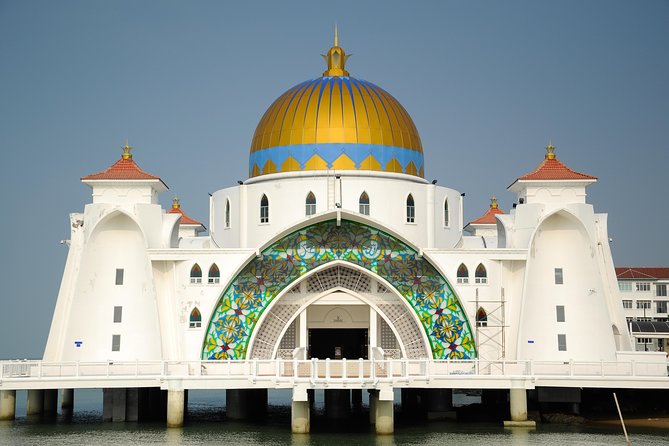 Chauffeur: Johor Bahru to Malacca Transfer [Van]