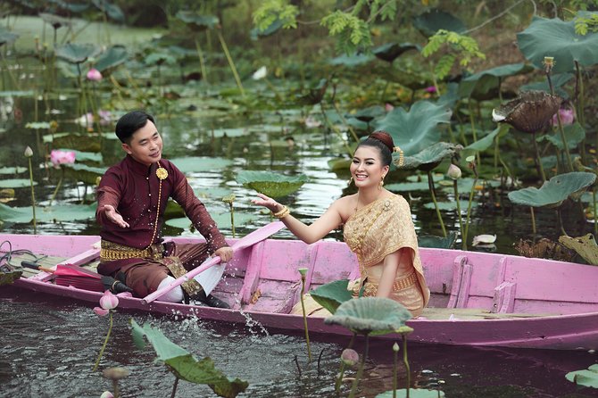 Chiang Mai Instagram Photoshoot By Local Professionals - Creative Instagram-Worthy Poses