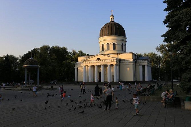 Chisinau Car City Tour - Accessibility and Amenities Information