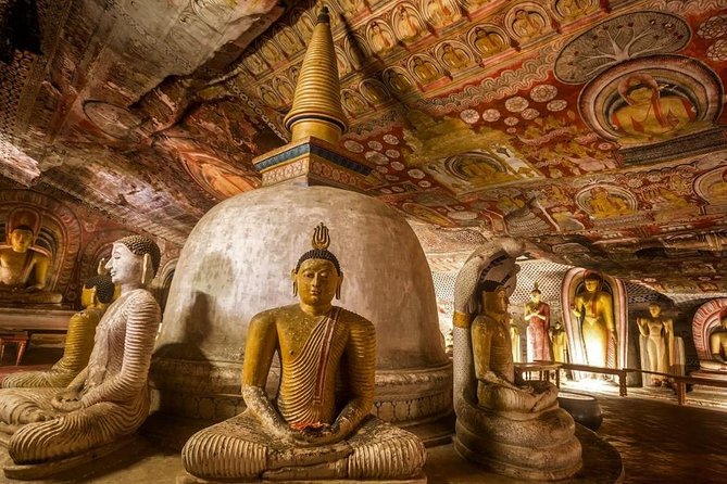 Colombo /Negombo - Sigiriya – Dambulla- Minneriya National Park : 2 Days Trip