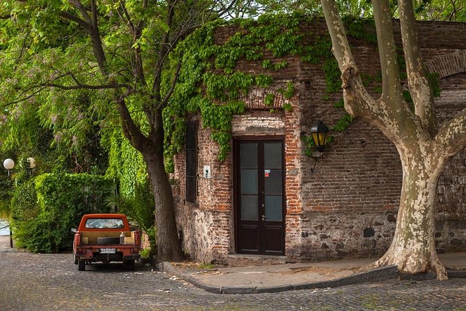 Colonia Del Sacramento From Montevideo - Inclusions and Exclusions