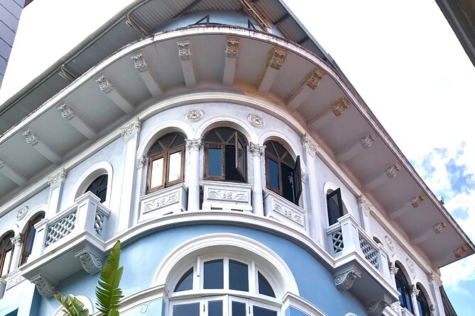 Colonial District Sunset Walk - The Sum Up