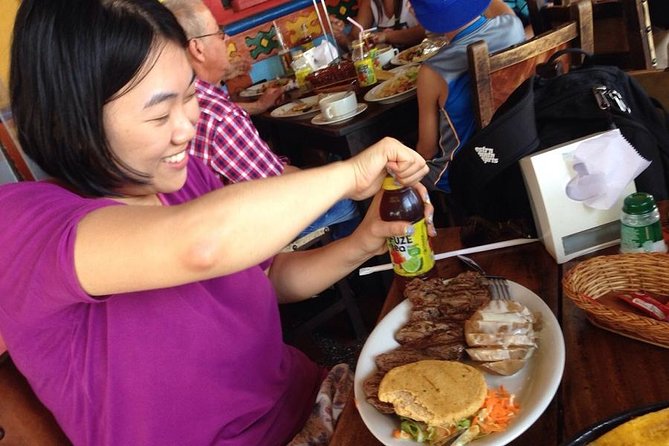 Combo Tour: Christmas Lights and Medellin City Tour Including Traditional Food - Cancellation Policy