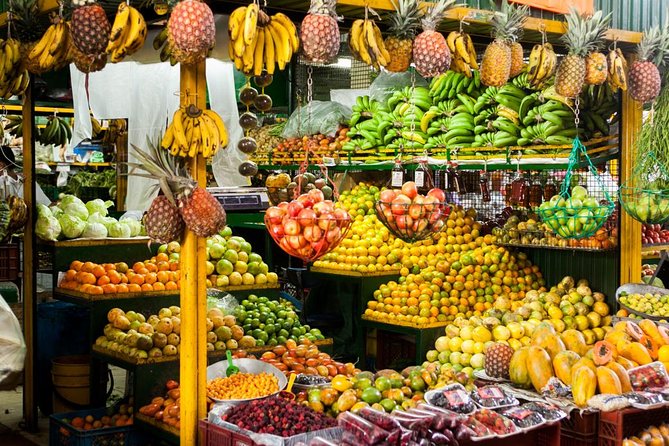 Comuna 13 and Exotic Fruits Tour - Local Culture and Experience