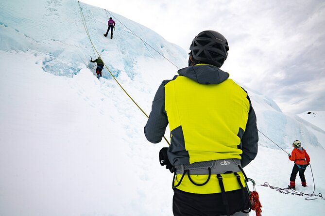 Crestón Valley Glacier Experience - Exclusions