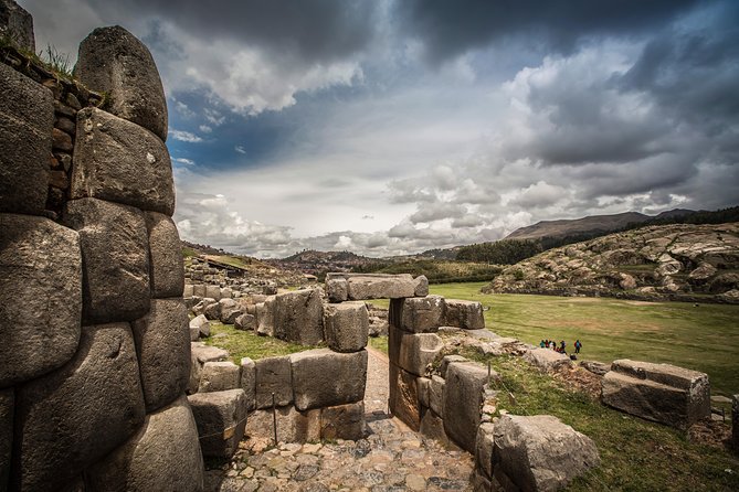Cusco: Half Day City Tour & Nearby Inca Sites - Expert Guide