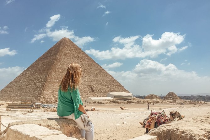 Day Tour to Giza Pyramids, Sphinx, Camel Ride and the Egyptian Museum