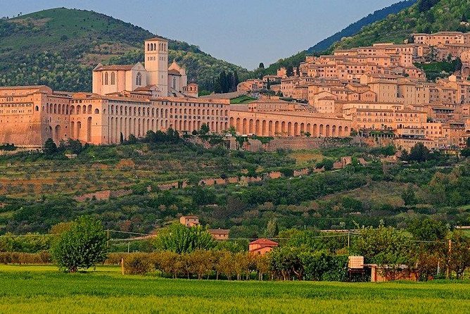 Day Trip: Hot Air Balloon Ride With Breakfast + Assisi And Spello With Lunch - Start Time: 06:00 Am