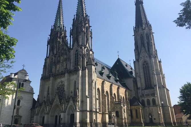 Day Trip to 2 UNESCO Moravian Towns of Kromeriz and Olomouc - Culinary Delights and Local Cuisine