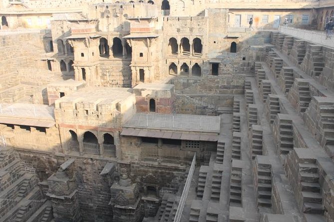 Day Trip to Chand Baori, Step Well & City Palace From Jaipur - Inclusions