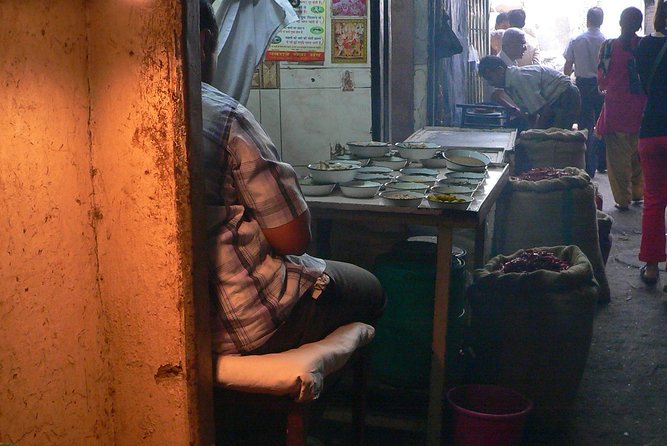 Delhi-Privately Guided Visit to the Largest Spice Market of World - Pickup and Drop-off