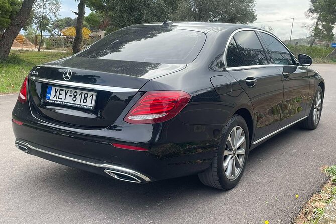 Delphi Tour: Delphi & Arachova Full Day Private Tour &Audio Tour - Delightful Photo Stop