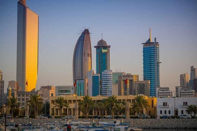 Departure Transfer: Kuwait to Kuwait Airport KWI in Luxury SUV - Booking Information
