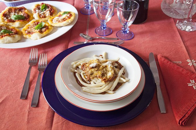Dining Experience at a Locals Home in Santa Margherita Ligure With Show Cooking - Location and Description