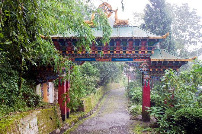 Discover the Spiritual Trails of Darjeeling (2 Hours Guided Walking Tour) - Meeting Point Details