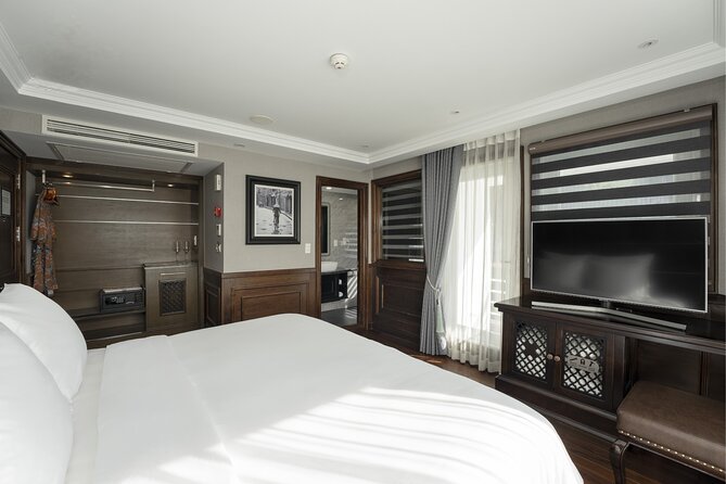 Dragon Eyes Cruises 3 Day Explore Halong Bay From Hanoi - What to Expect