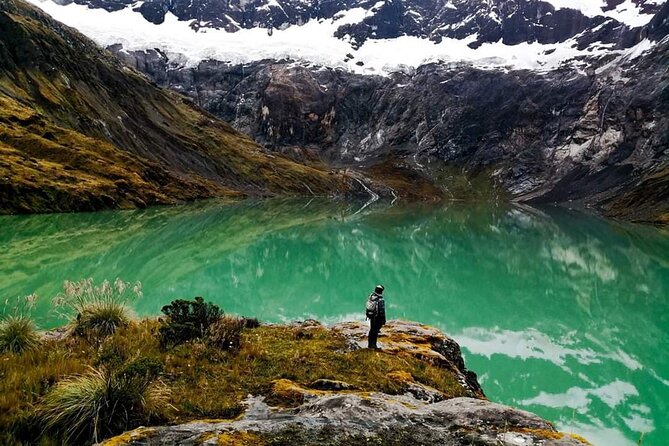 El Altar Volcano |Trekking | Yellow Lagoon | Full Day - Meeting and Pickup Details