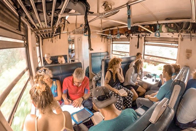 Ella to Kandy Train Ride on (Train No: 1016 Udarata Menike) - Additional Information for Travelers