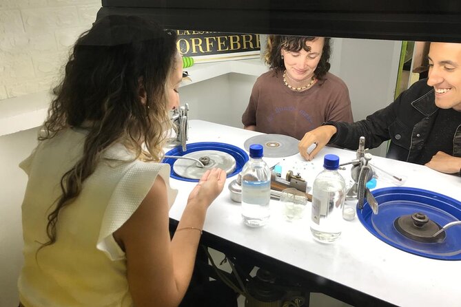 Emerald Carving Workshop in Bogotá, Colombia. - Inclusions and Accessibility