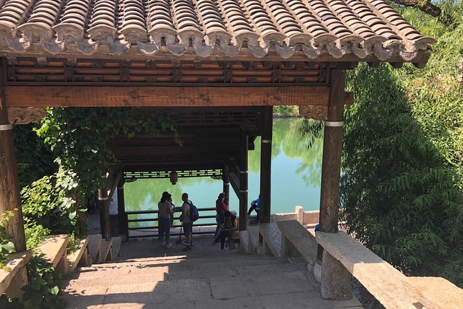 English Speaking Driver Service to Gubei Water Town and Simatai Great Wall - Directions for Pickup