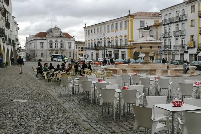 Évora and Reguengos De Monsaraz Private Tour - Booking Information