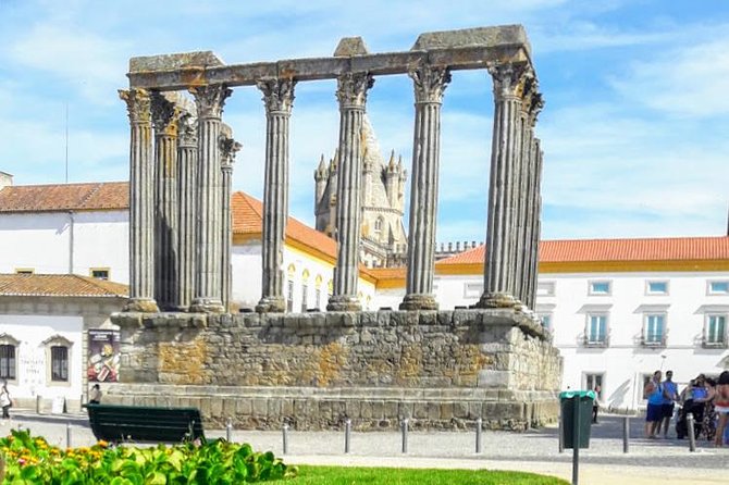 Évora Review: A Day Trip Experience - Pickup and Meeting Information