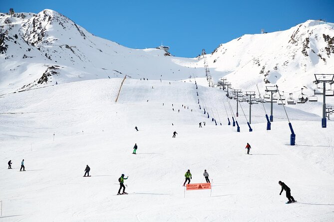 Exclusive Transfers To/From Barcelona to Andorra With English Driver - What to Expect