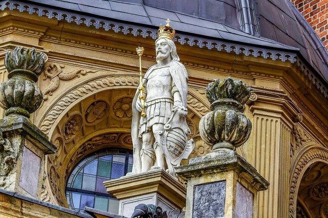 Explore Krakow'S Art and Culture With a Local - Immersive Cultural Experience in Krakow