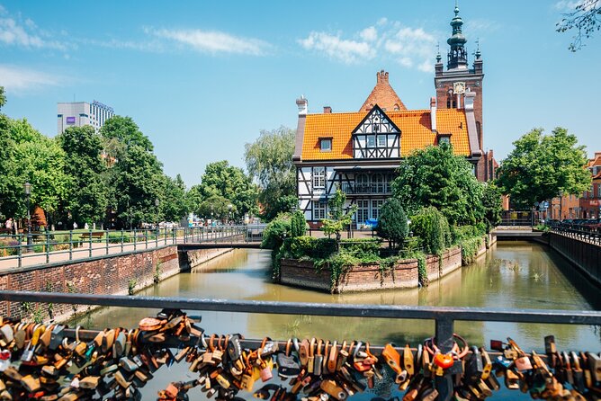 Explore the Heart of Gdansk: A Private Walking Tour for Couples - Additional Information