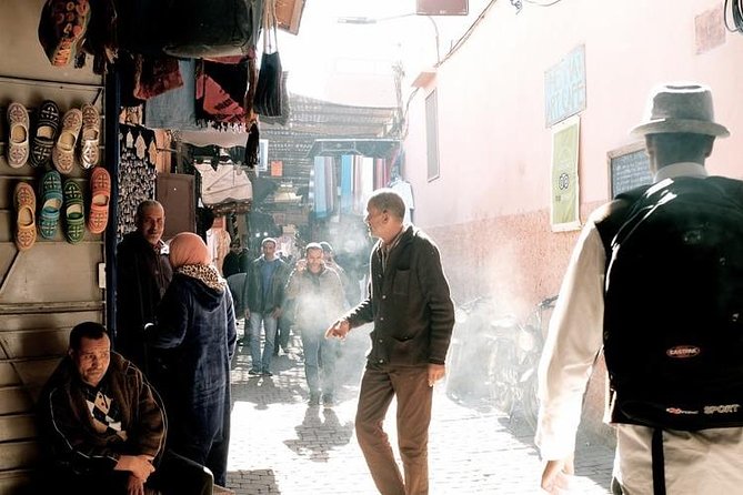Fez Medina Tour 5 Hours ( GUIDE DRIVER MINIVAN INCLUDED) - Pickup Information