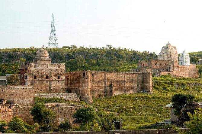 From Islamabad: Khewra Salt Mine, Kallar Kahar & Katas Raj Temple Day Trip - Pickup Points