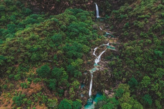 Full Day Private Guided Hiking Tour of Salalah Teeq Cave - Directions and Tour Experience