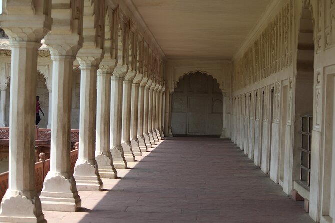 Full-Day Private Tour of the Best Photography Spots in Agra - Meeting and Pickup Details