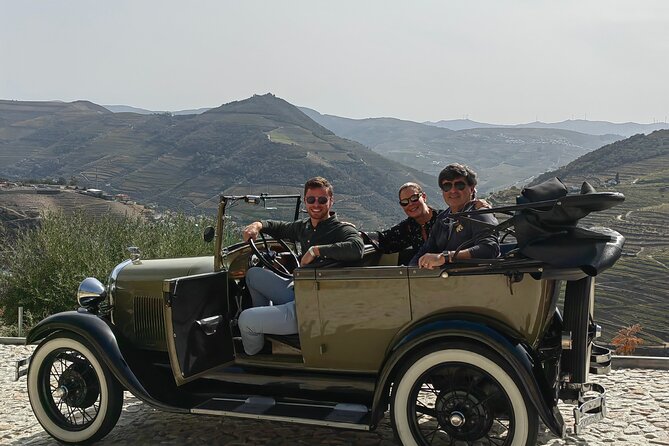 Full Day Private Tour to Douro - Vintage Experience - Lunch With Wine Pairing