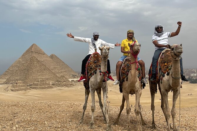 Full-Day Private Tour to Giza Pyramids and Cairo Museums - Tour Highlights