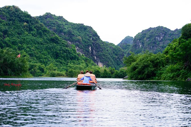 Full-Day Tour to Ninh Binh: Bai Dinh Pagoda & Trang an From Hanoi - Exclusions