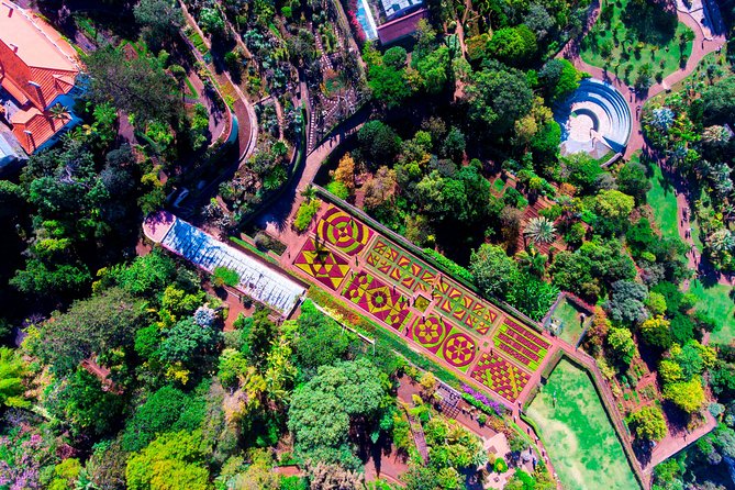 Gardens, Embroidery and Market - Tour Highlights