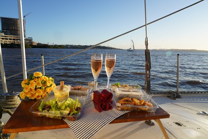 Gastronomic Experience Aboard a Sailboat in Porto Alegre - Activity Timing and Duration