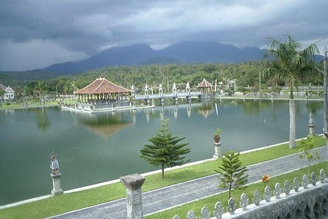 Gate of Heaven (Lempuyang) - Water Palace - Virgin Beach - Free WiFi - Booking and Reservation Details