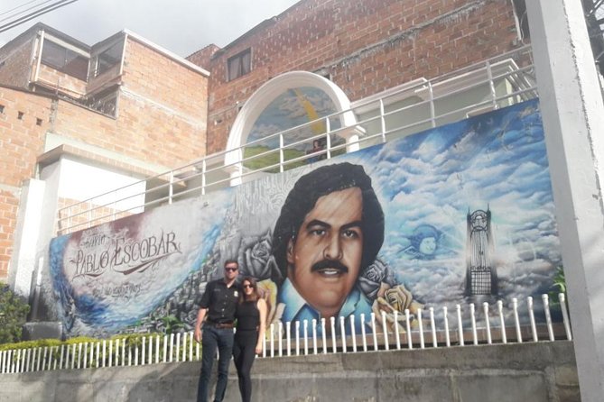 Gold Pack PE Tour With C13, Barrio PE, Museum, Memory House and GuataPE (16 Hrs) - Tour Highlights