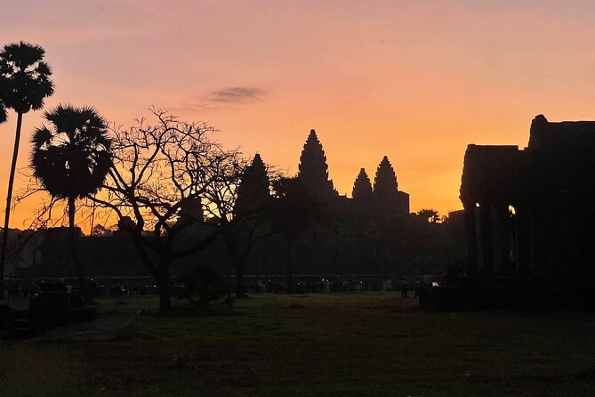 Golden Hours: Angkor Wat Sunrise Photography Tour With a Pro! - Cancellation Policy