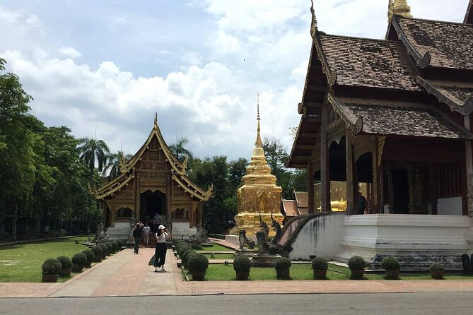 Half-Day Chiang Mai Temple Tour From Chiang Mai - Essential Items to Bring
