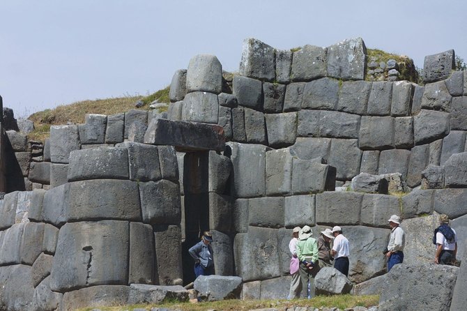 Half Day Private Tour to Sacsayhuaman and Tambomachay - Notable Features