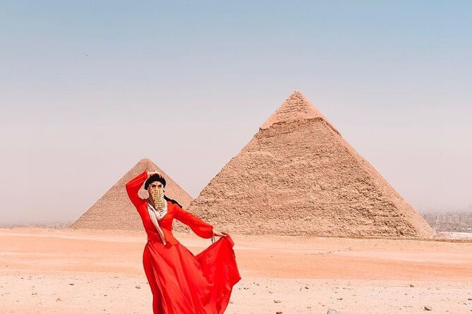 Half Day Tour to Giza Pyramids by Horse Carriage - Itinerary Highlights