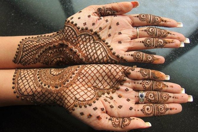 Heena Session In Jodhpur - Capture Memories With Henna