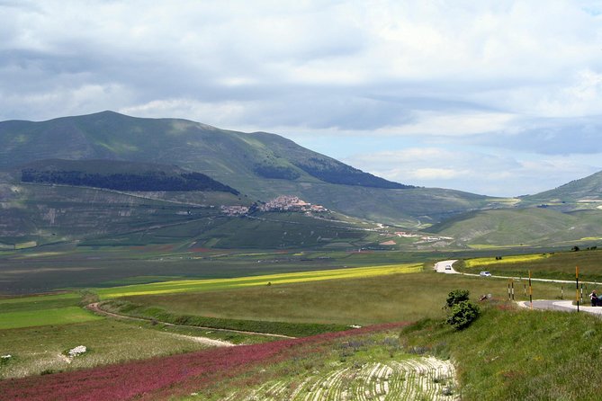 Hiking : Castelluccio Di Norcia & Lake Pilato - Umbria - Price and Booking