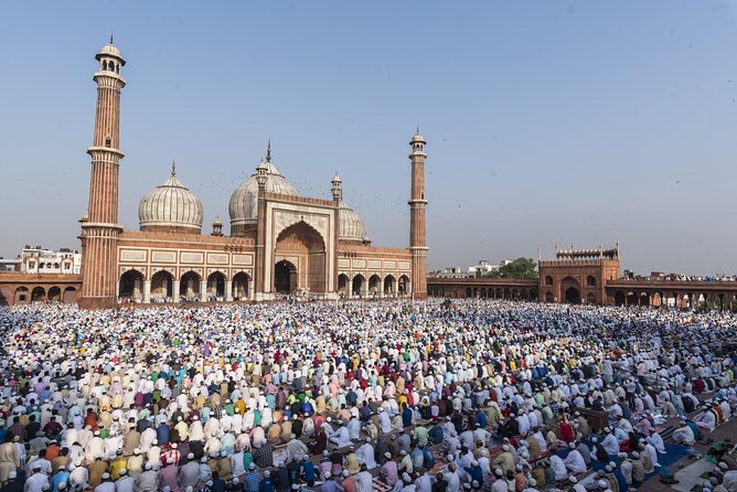 Historical Caves, Taj Mahal & Valley of Kashmir - Meeting and Pickup Information