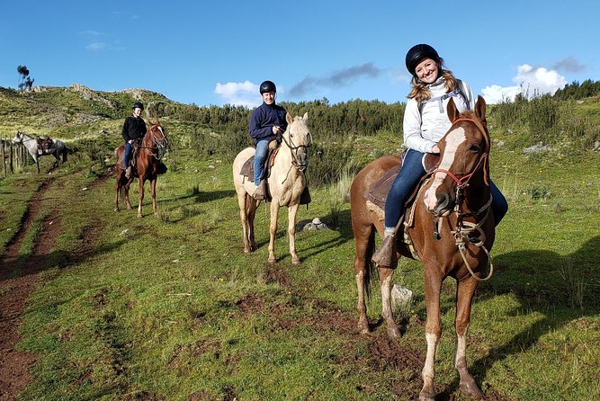 Horse Ride + Guided Visit To Sacsayhuaman - Included Services and Inclusions
